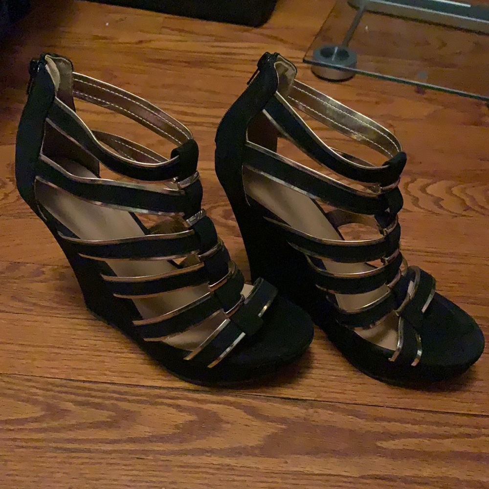 charlotte russe wedges